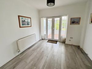 Dining room- click for photo gallery
